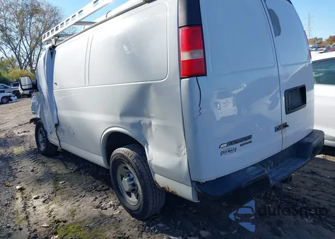 2011 Chevrolet Express 2500 Work Van from USA, damaged, VIN 1GCWGFCA3B1188023